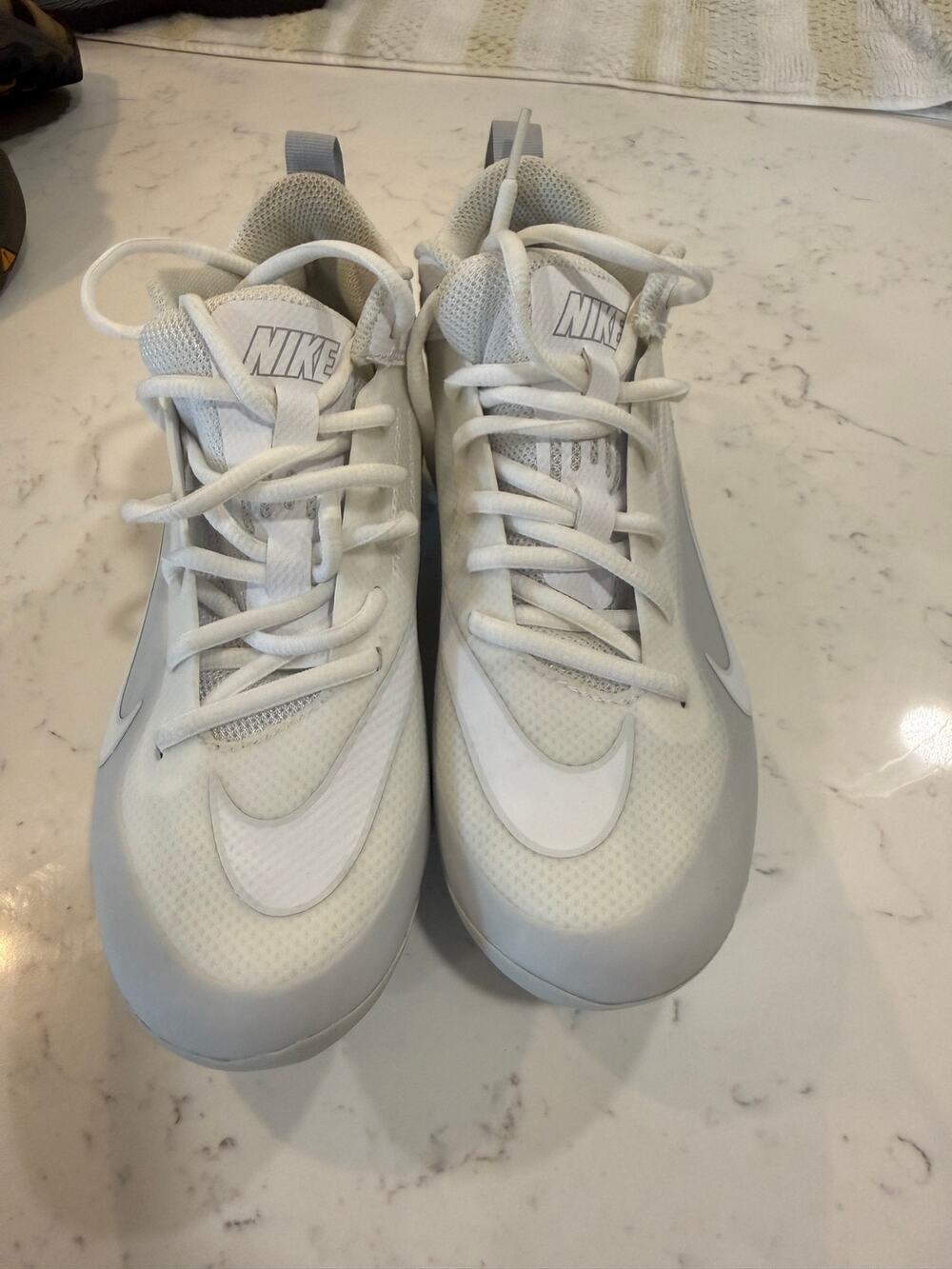 Nike Alpha Menace 4 Shark Football Cleats White Silver Youth 4.5Y CT558-110